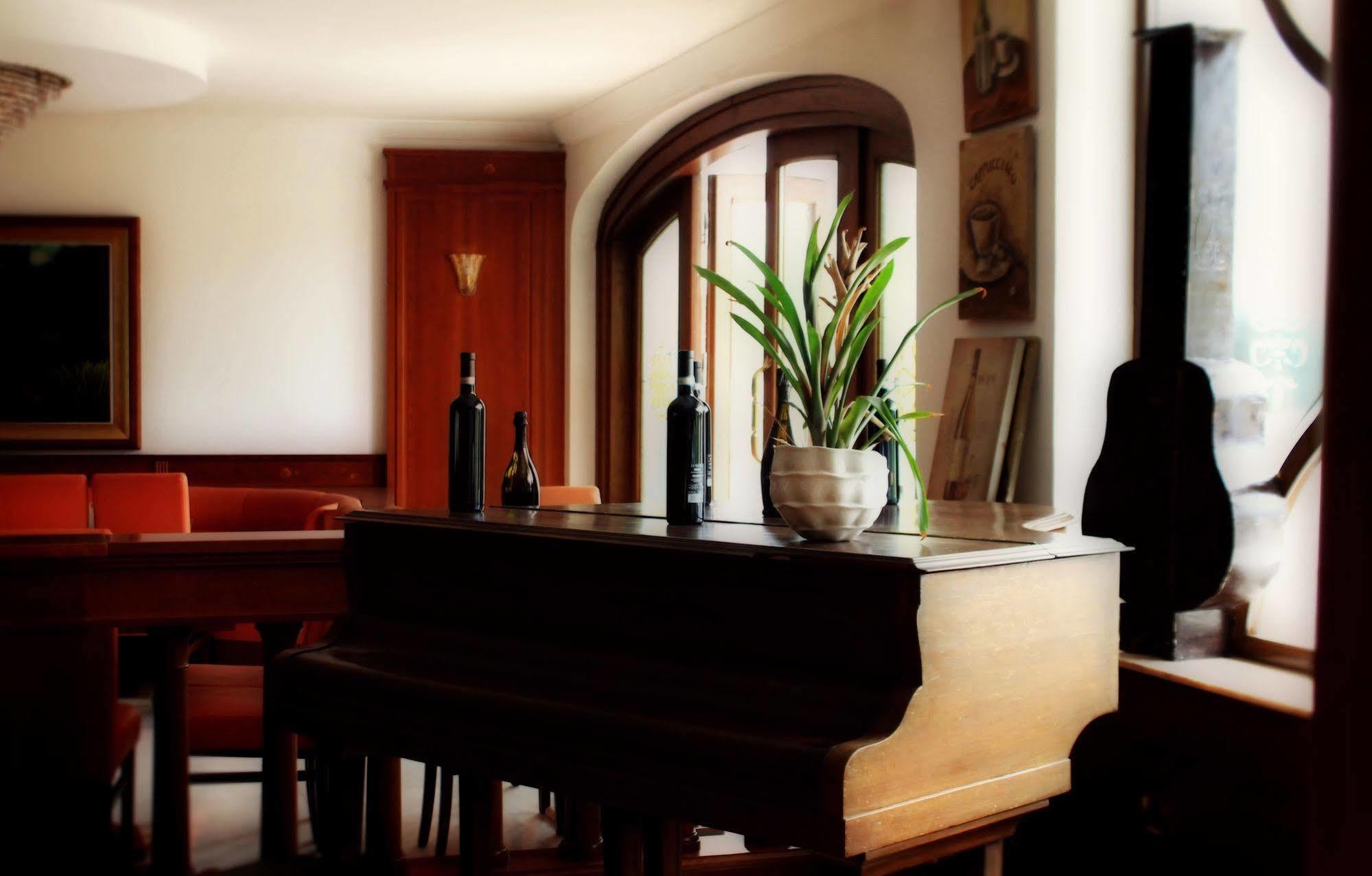 Hotel Imperiale Terzigno ภายนอก รูปภาพ